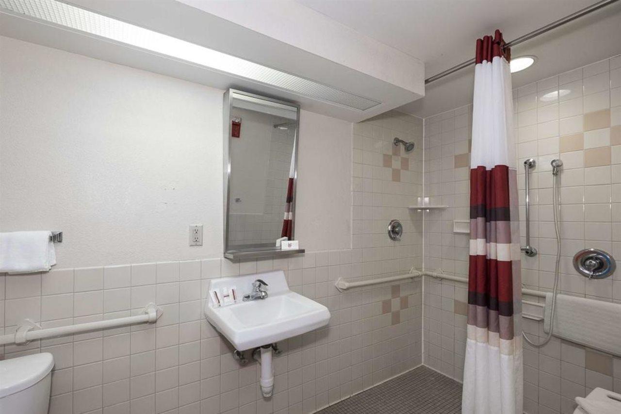 Smoketown  Red Roof Inn Lancaster מראה חיצוני תמונה