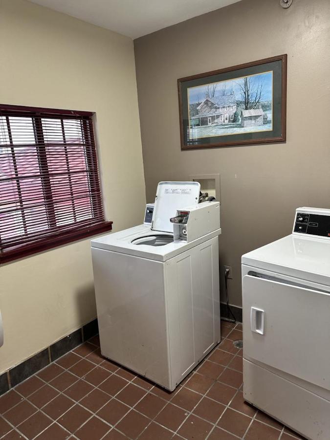 Smoketown  Red Roof Inn Lancaster מראה חיצוני תמונה